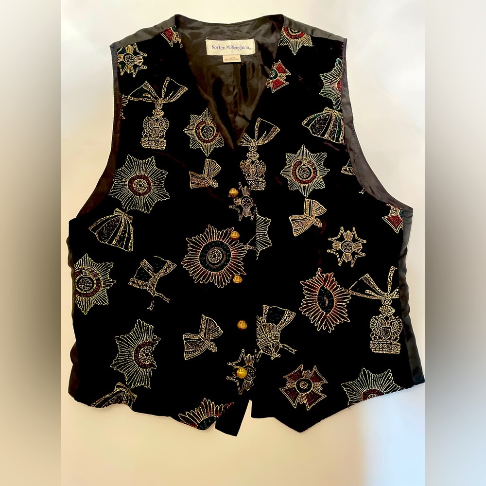 Norton McNaughton Black Vest with Gold Accents